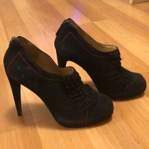 High heeled LAMB shoes